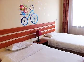 Penglai Yi Jia Express Hotel 外观 照片